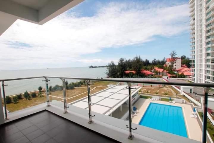 Imperial Suites Miri , Diamond Tower Екстер'єр фото