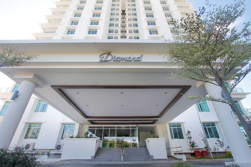 Imperial Suites Miri , Diamond Tower Екстер'єр фото